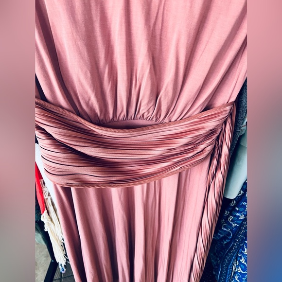 CLEARANCE PAISIE Evening Gown/Dress Blush - Picture 2 of 5